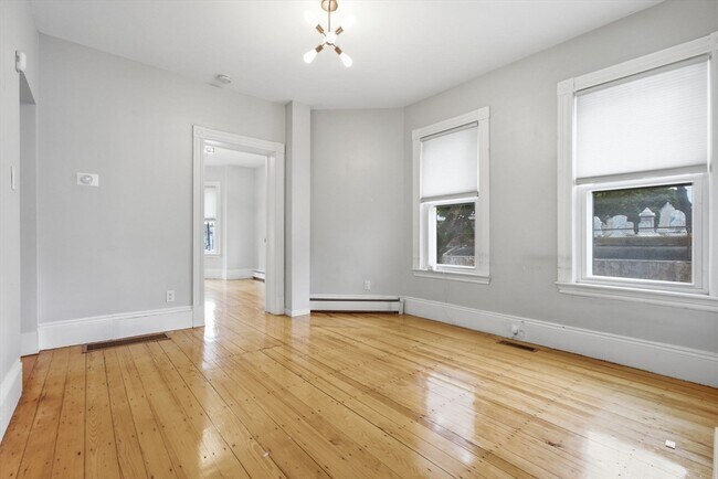 Building Photo - 97 Horace St