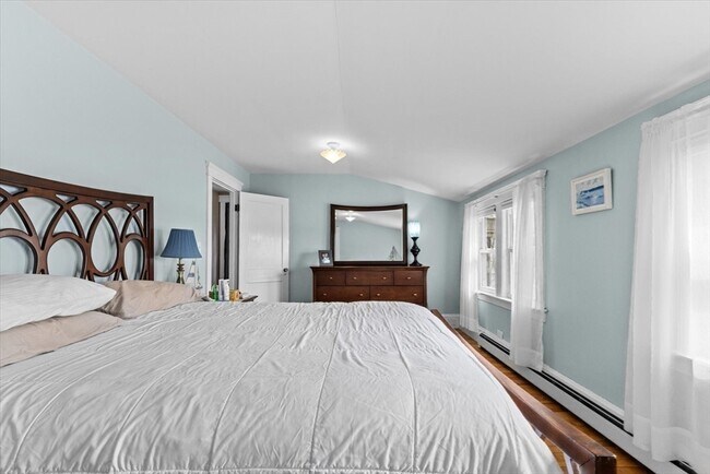 Building Photo - 6 Davis Way