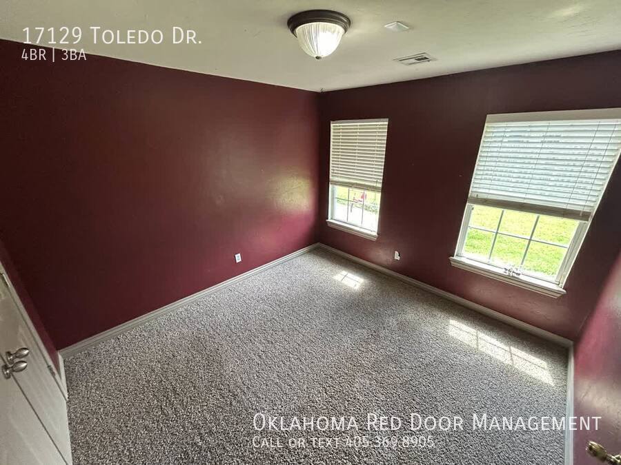 Building Photo - 17129 Toledo Dr