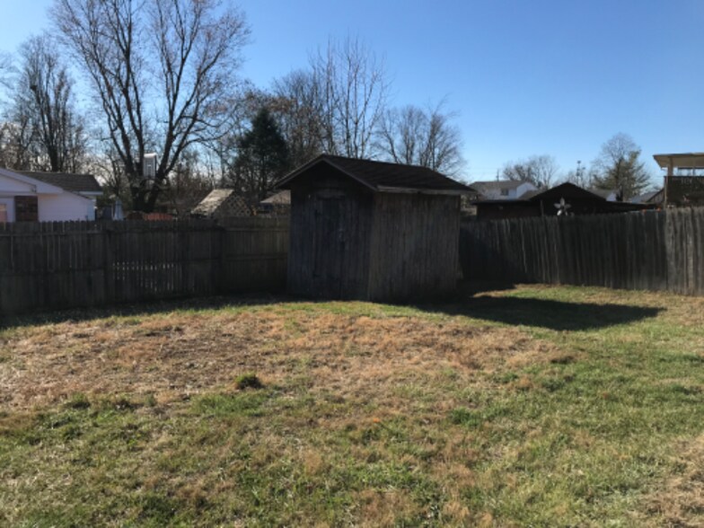 Building Photo - 214 Westmoreland Ct