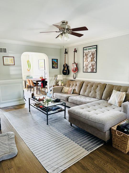 Building Photo - 1911 D St NE