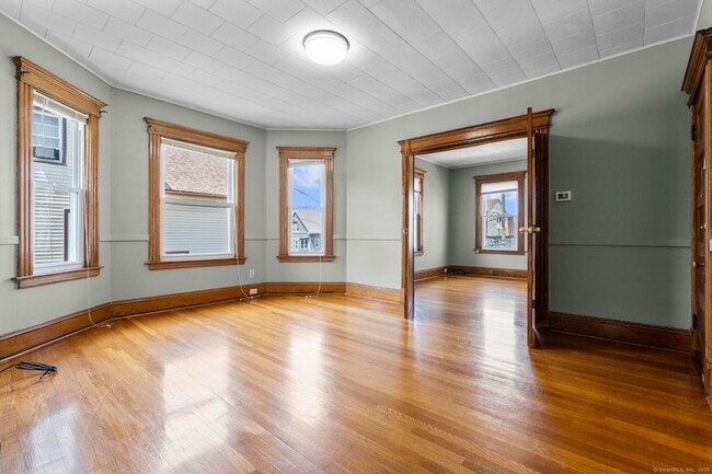 Building Photo - 47 South St