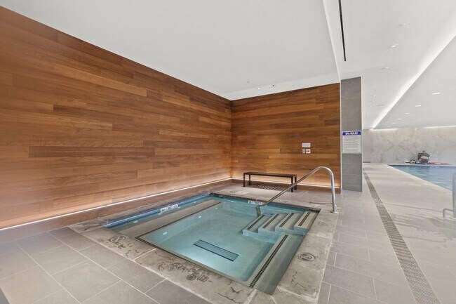 Building Photo - 2 Shore Ln