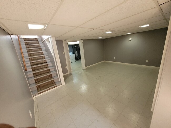 Building Photo - 52 N Albert St