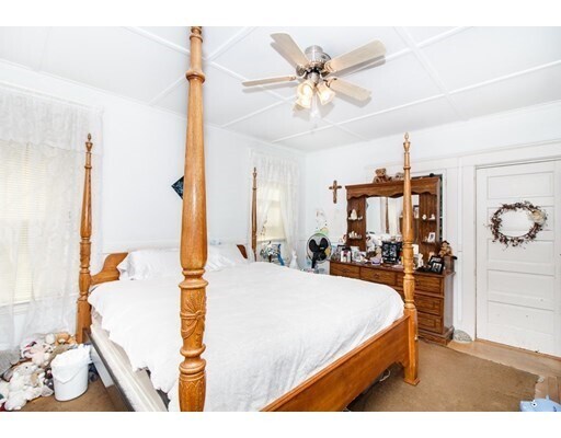 Building Photo - 11 Nelson St