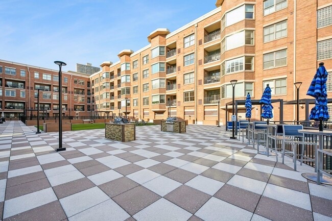 Building Photo - 22 Ave at Port Imperial