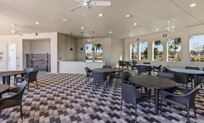 Building Photo - 10828 Charlotte Dr.