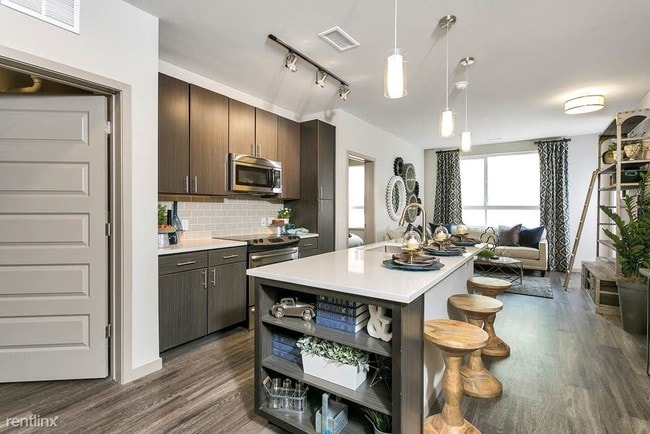 Building Photo - 1 br, 1 bath Apartment - 505 Westcott St 020