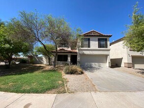 Building Photo - 5 Bedroom Home in Prime Gilbert Location!