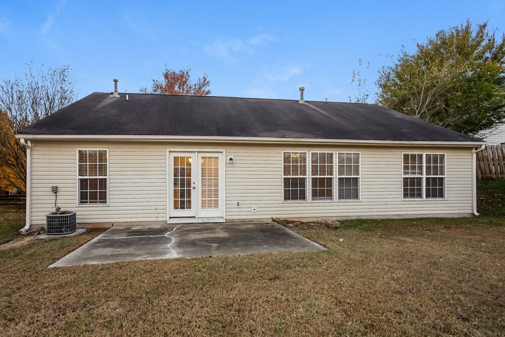 Building Photo - 8445 Angwin Pl