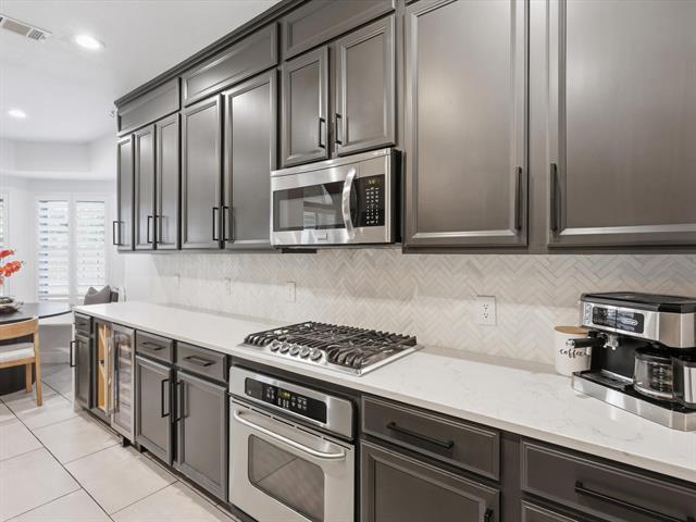 Building Photo - 11398 Plainview Dr