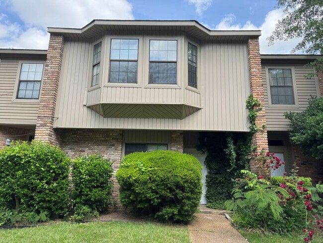 Building Photo - 3522 Wyatt Ln
