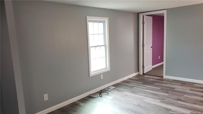 Building Photo - 342 Noble Dr