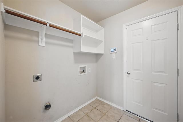 Building Photo - 5140 Bayridge Ct