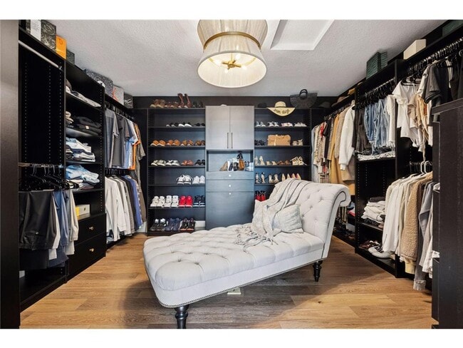 Building Photo - 6297 Yuma Ln N