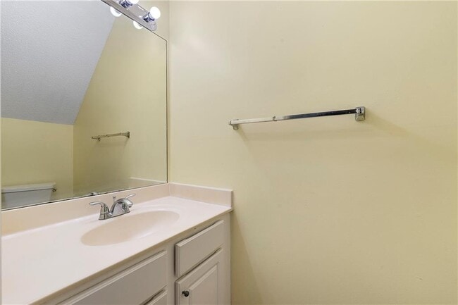 Building Photo - 3345 Oxwell Dr NW