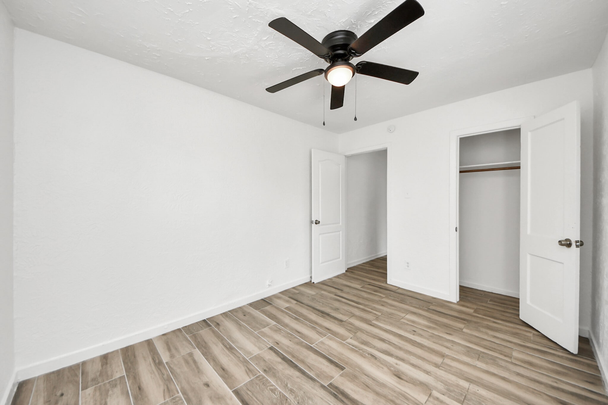 Building Photo - 406 73rd St