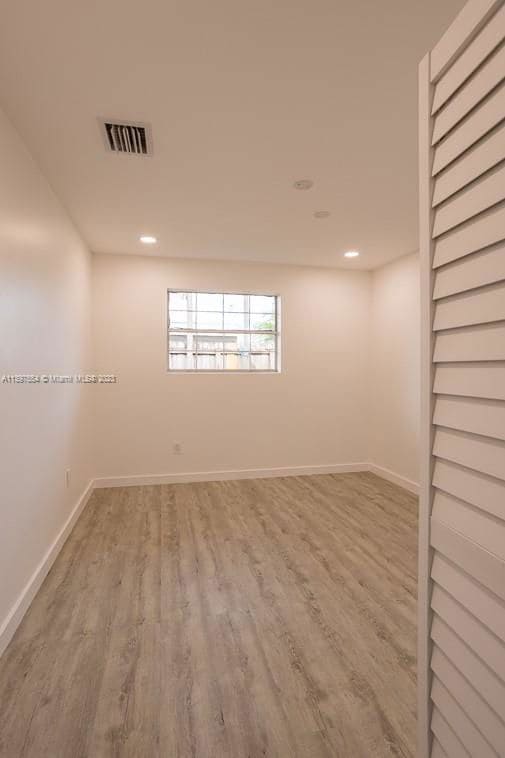 Building Photo - Hope Street, Hollywood, FL 33024 - 4 BR 2 BA Single-Family Home