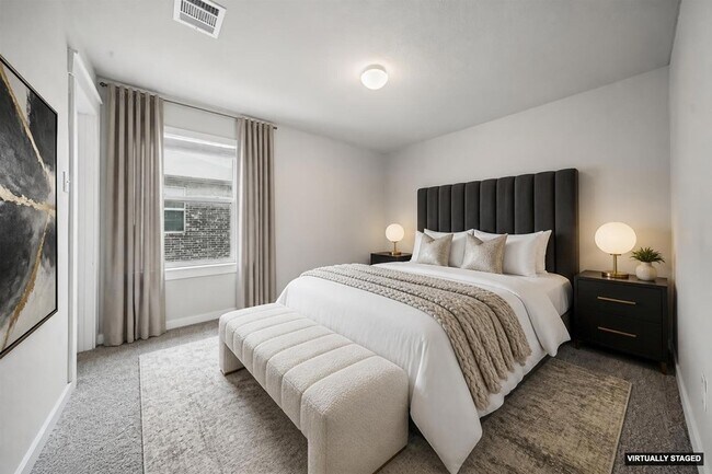 Building Photo - 17102 Crane Fly Dr