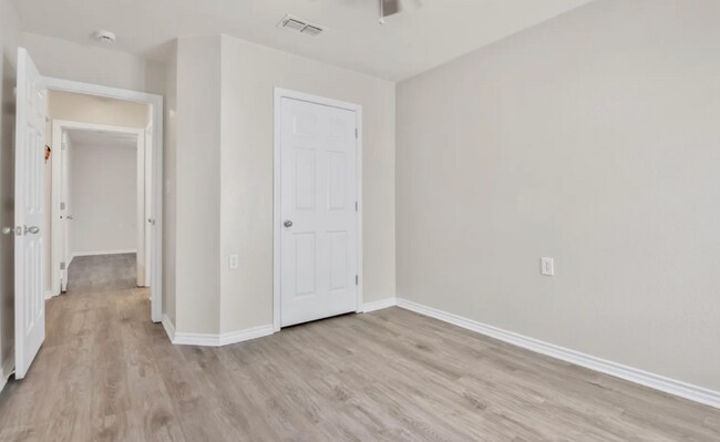 Building Photo - 2117 99th St