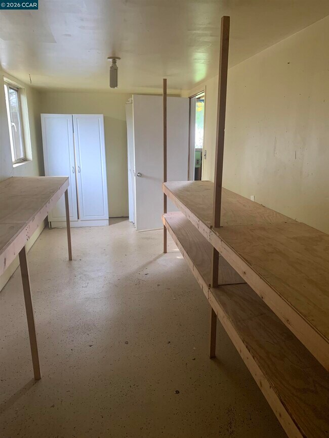 Building Photo - 1608 Claycord Ave