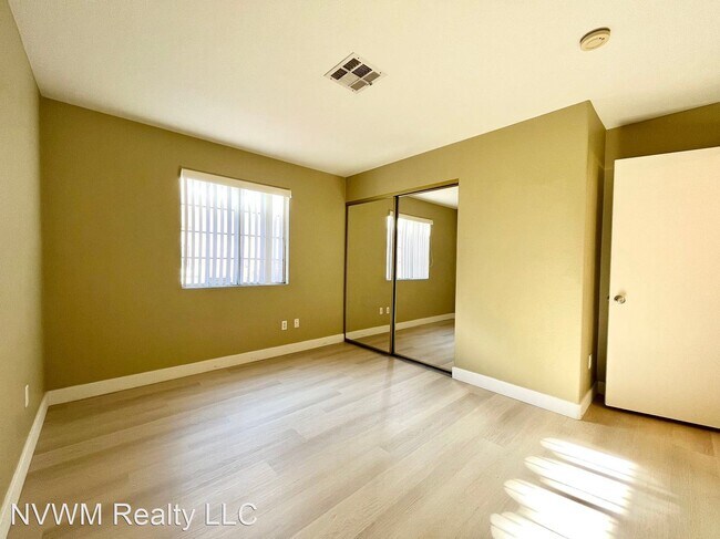 Building Photo - 2 br, 2 bath House - 8410 Eldora Ave  #1003