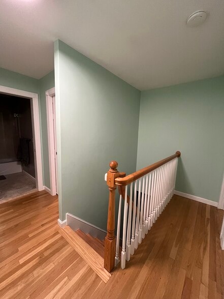 Building Photo - 43 Shady Hill Dr