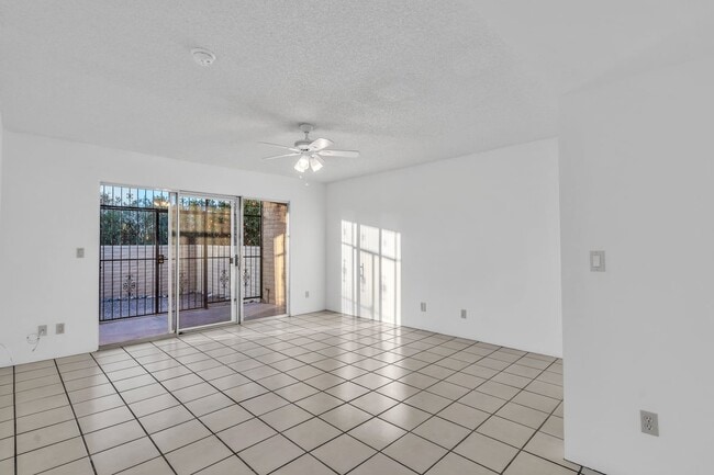 Building Photo - 7860 E Baker St