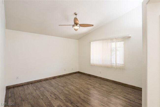 Building Photo - 682 Ladywood Ln