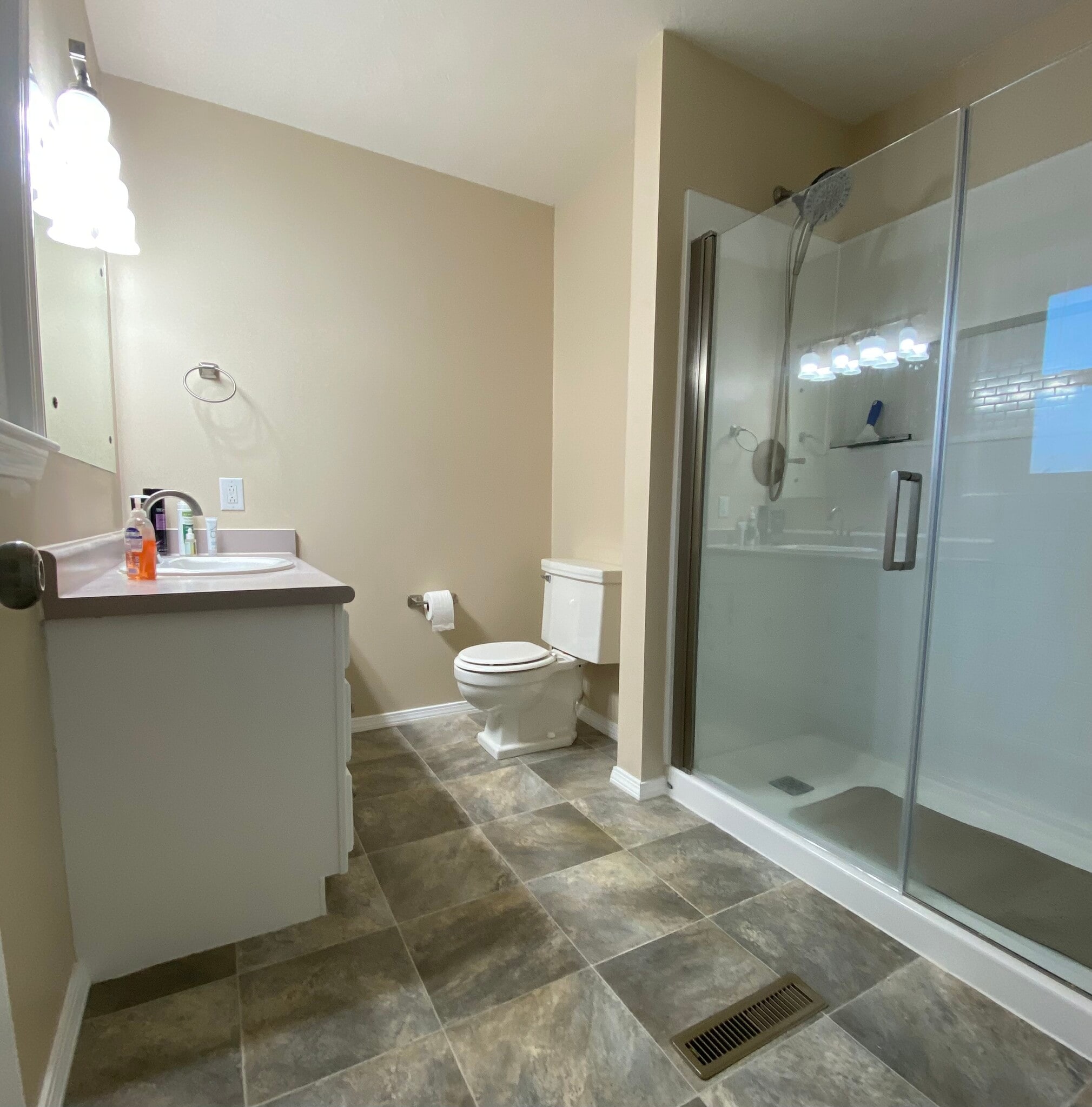 Building Photo - 9601 Horton St