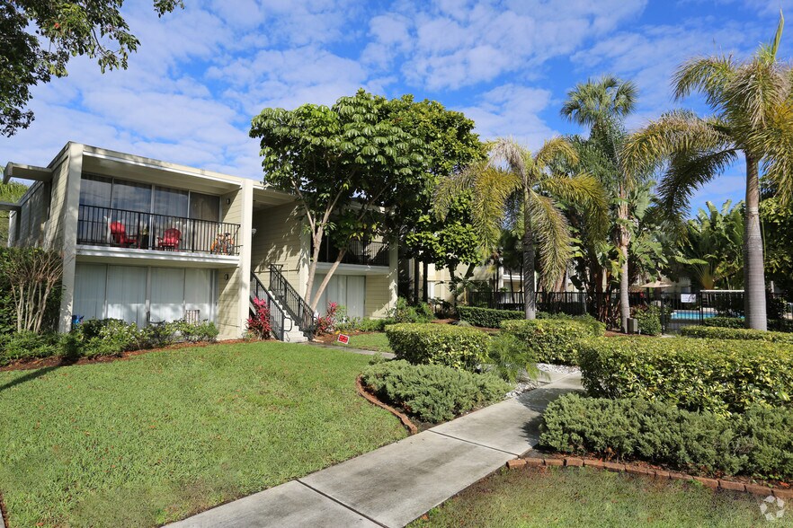 The Oasis Club Tampa Fl Apartment Finder