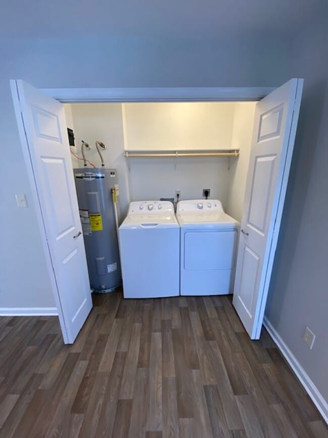 Building Photo - Charming 3-Bedroom Home with Modern Updates – Your New Home!