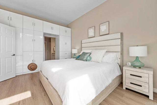 Building Photo - 2505 Navarra Dr