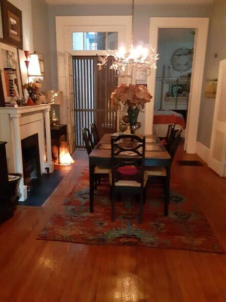 Dining room - 1421 Grove Ave