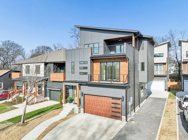 Building Photo - 4 Belle Forrest Ave