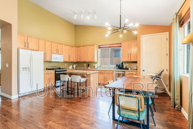 Building Photo - 5333 S Azurite Trail