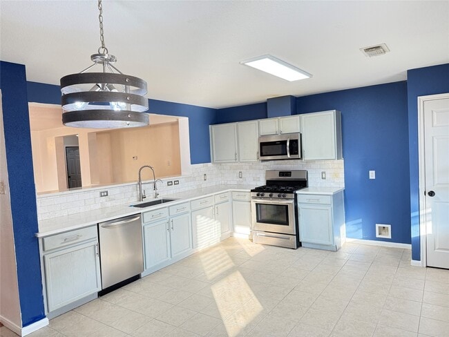 Building Photo - 10210 Cades Creek Ct
