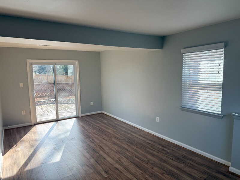 Building Photo - 5303 Stockton Ct