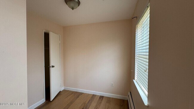 Building Photo - 94 Stonehurst Blvd