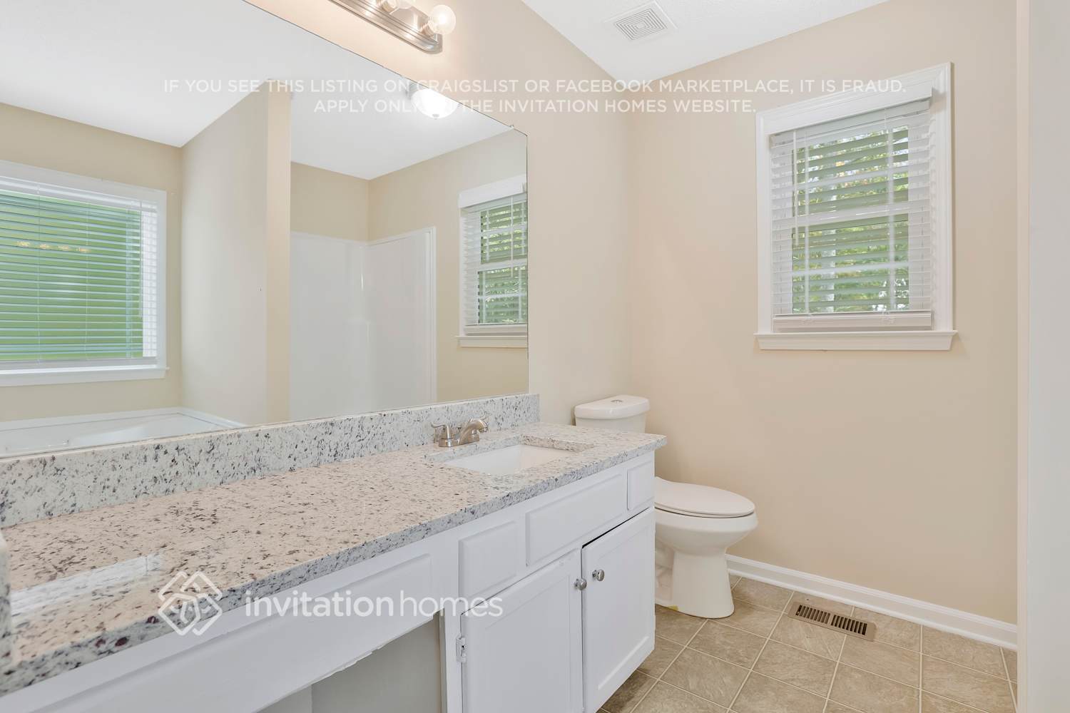 Building Photo - 251 Warrenton Dr