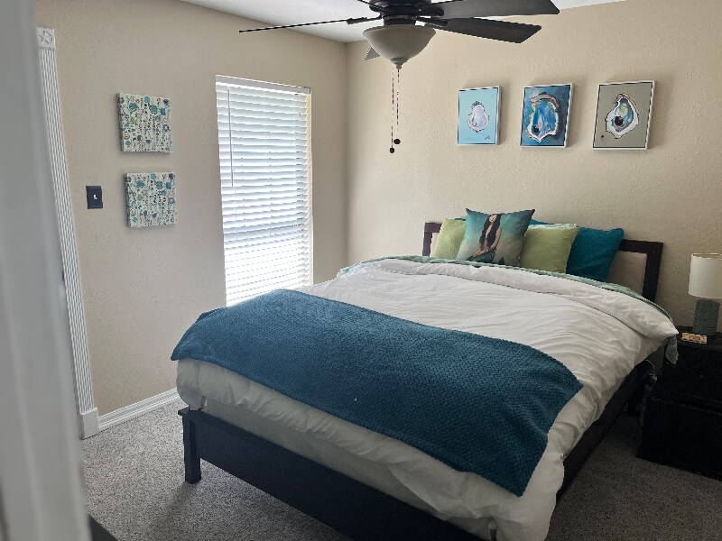 Building Photo - 5010 Chinquapin Ln