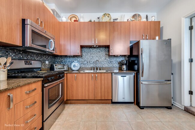 Building Photo - 4545 S Drexel Blvd