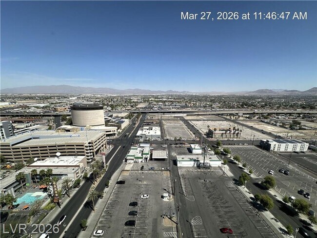 Building Photo - 1-BEDROOM UNIT AT THE OGDEN HIGHRISE!