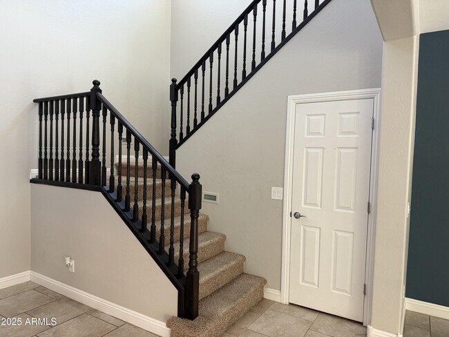 Building Photo - 1843 W Fetlock Trail