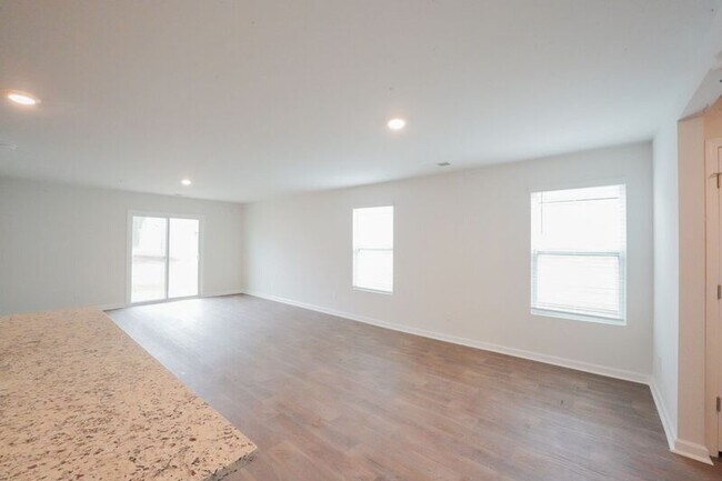 Building Photo - 463 Coconut Dr