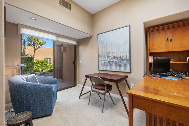 Building Photo - 73416 Poinciana Pl