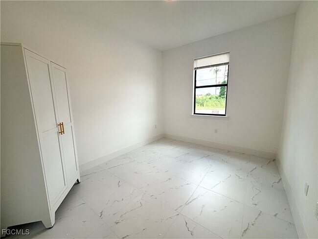 Building Photo - 4518 29th St SW