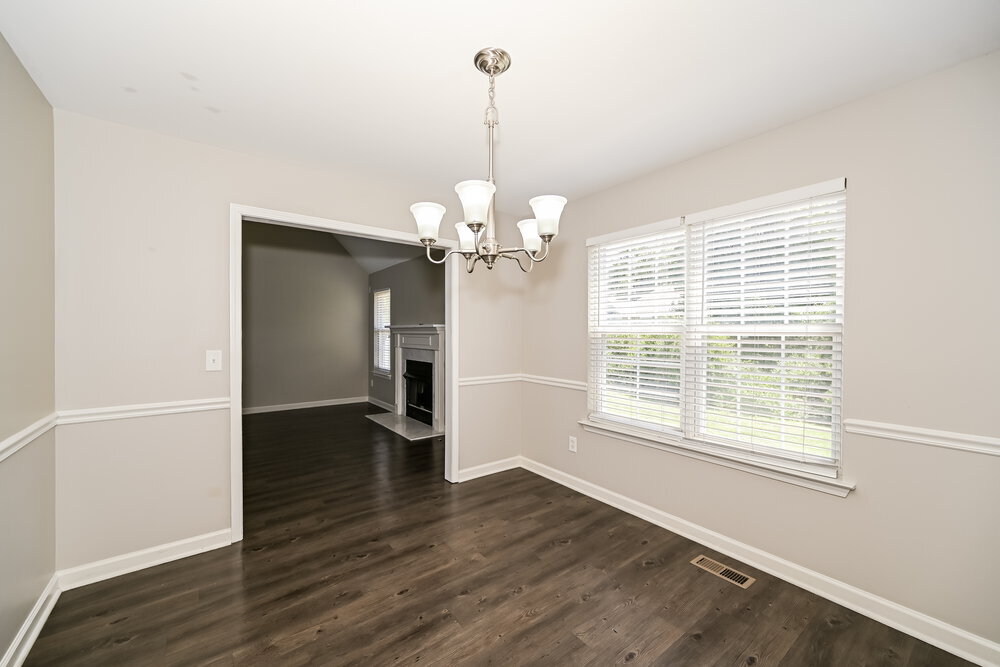 Building Photo - 1594 Laurel Ledge Dr