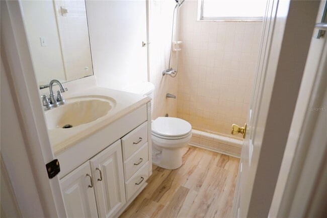 Building Photo - 8056 30th Ave N