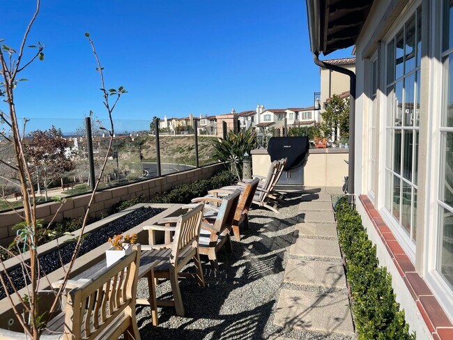 Building Photo - 3 bd/3.5 Ba Sea Summit Panoramic Ocean View Home in San Clemente!